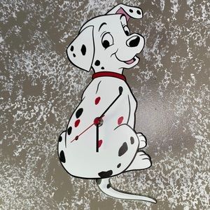 Adorable Rare 101 Dalmatians Disney Dogs Tail Wagging Wall Clock Room Decor
